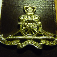 Crest affixed to shoulder strap of frog (Banner pole carrier) Royal Regiment of Artillery